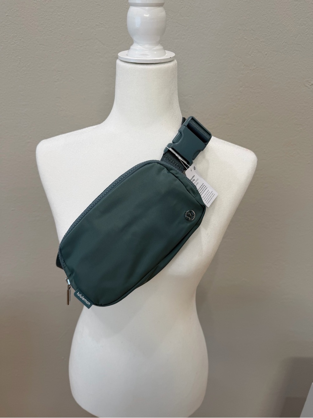 lululemon Everywhere Belt Bag 1L Tidewater Teal TIDT NWT Retired Color